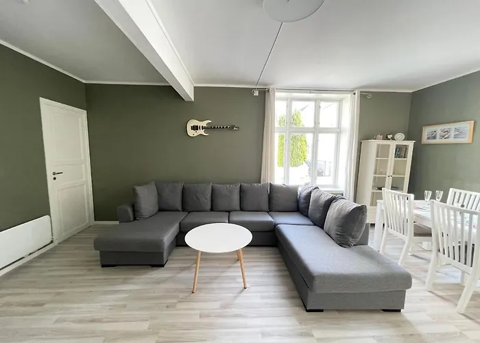 1St Floor Oasis - Parking/Wifi